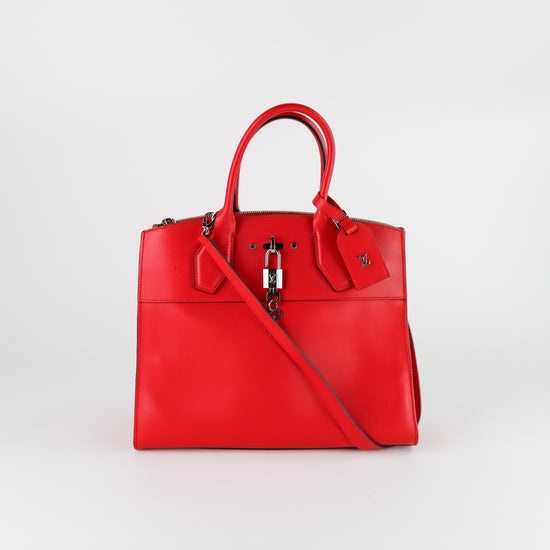 Bolso Louis Vuitton City Steamer MM, en piel roja