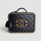 Bolso tipo neceser Chanel en piel negra