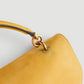 Bolso Salvatore Ferragamo modelo Margot en piel amarilla