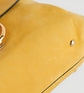 Bolso Salvatore Ferragamo modelo Margot en piel amarilla