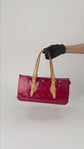 Bolso de Hombro Louis Vuitton Rosewood Avenue en Piel Vernis Monogram