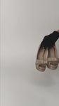 Tacones Fendi Peep Toe en Piel con Forro Dorado